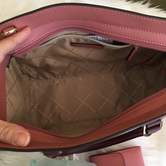 Michael Kors medium Selma Satchel &Matching wallet - Picture 4 of 8